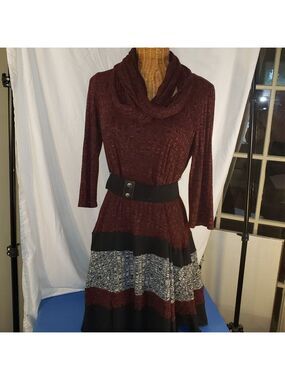 Signature by Robbie Bee Women's Knit Dress, Red/Black/Grey - PM